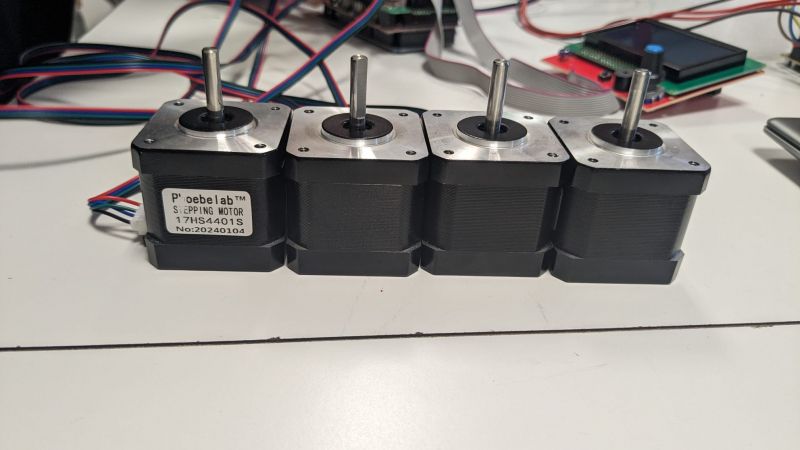 Fichier:Moteur pas à pas.jpeg